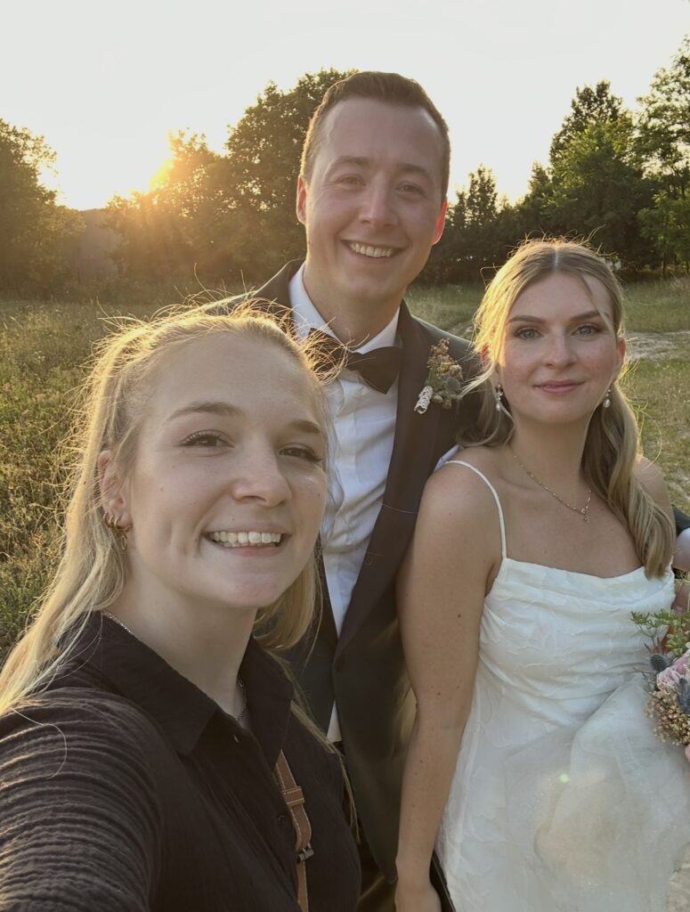 Fotografin mit Brautpaar